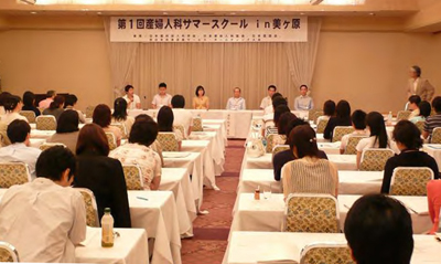 「若手医師と本音で語り合う」の討論風景